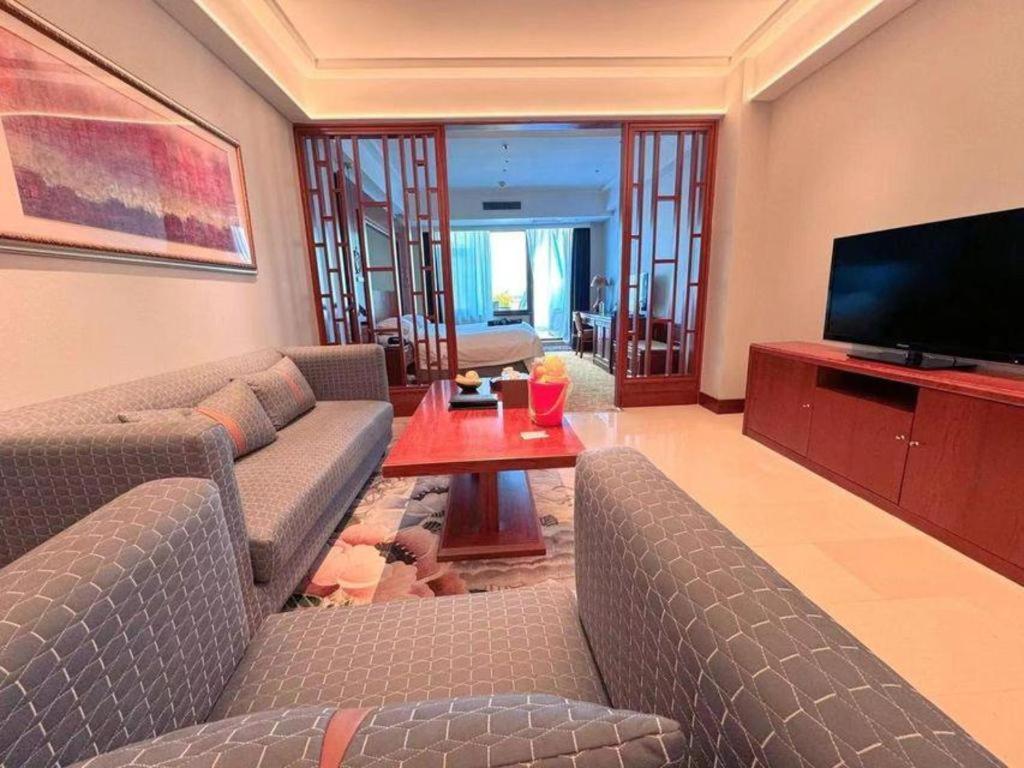 Yantai Golden Gulf Hotel Exterior foto