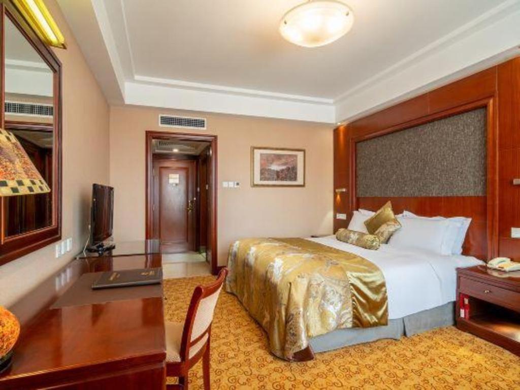 Yantai Golden Gulf Hotel Exterior foto