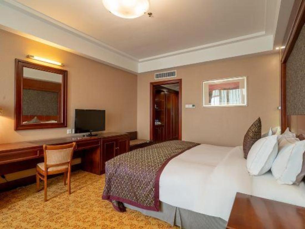 Yantai Golden Gulf Hotel Exterior foto